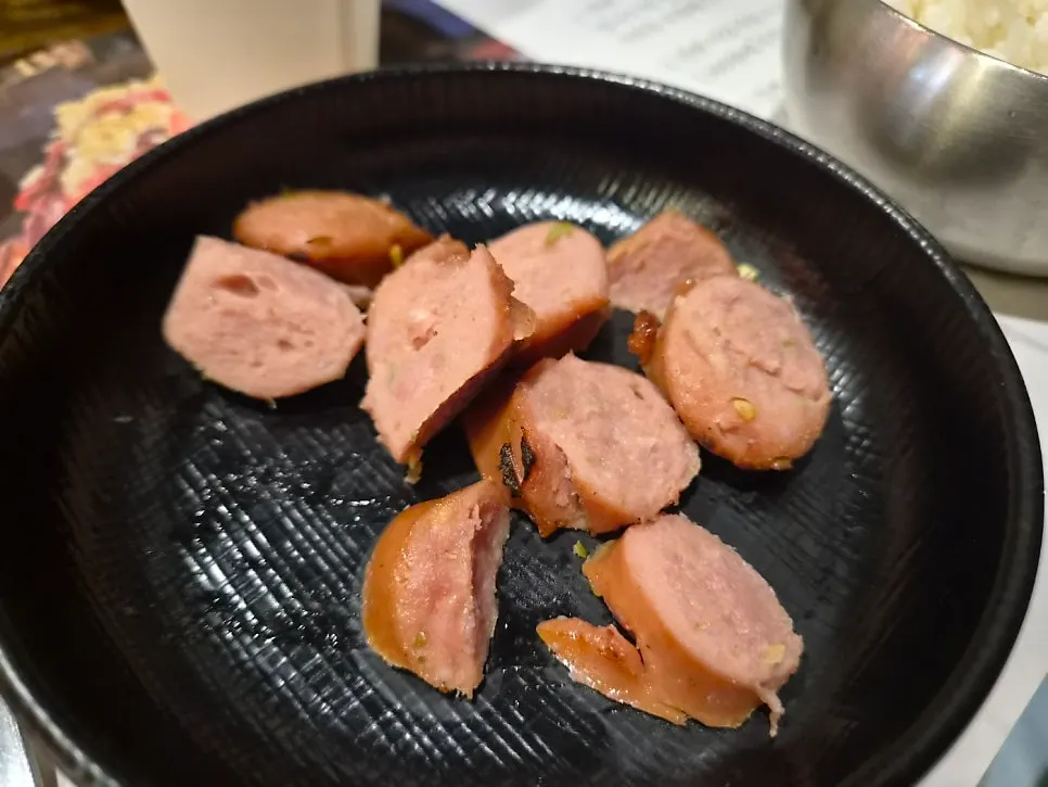 套餐中的鸡膝软骨肉照片