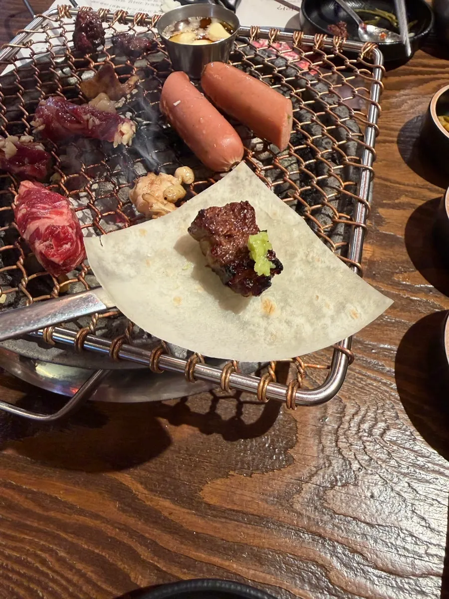 Basic side dishes served with the meat