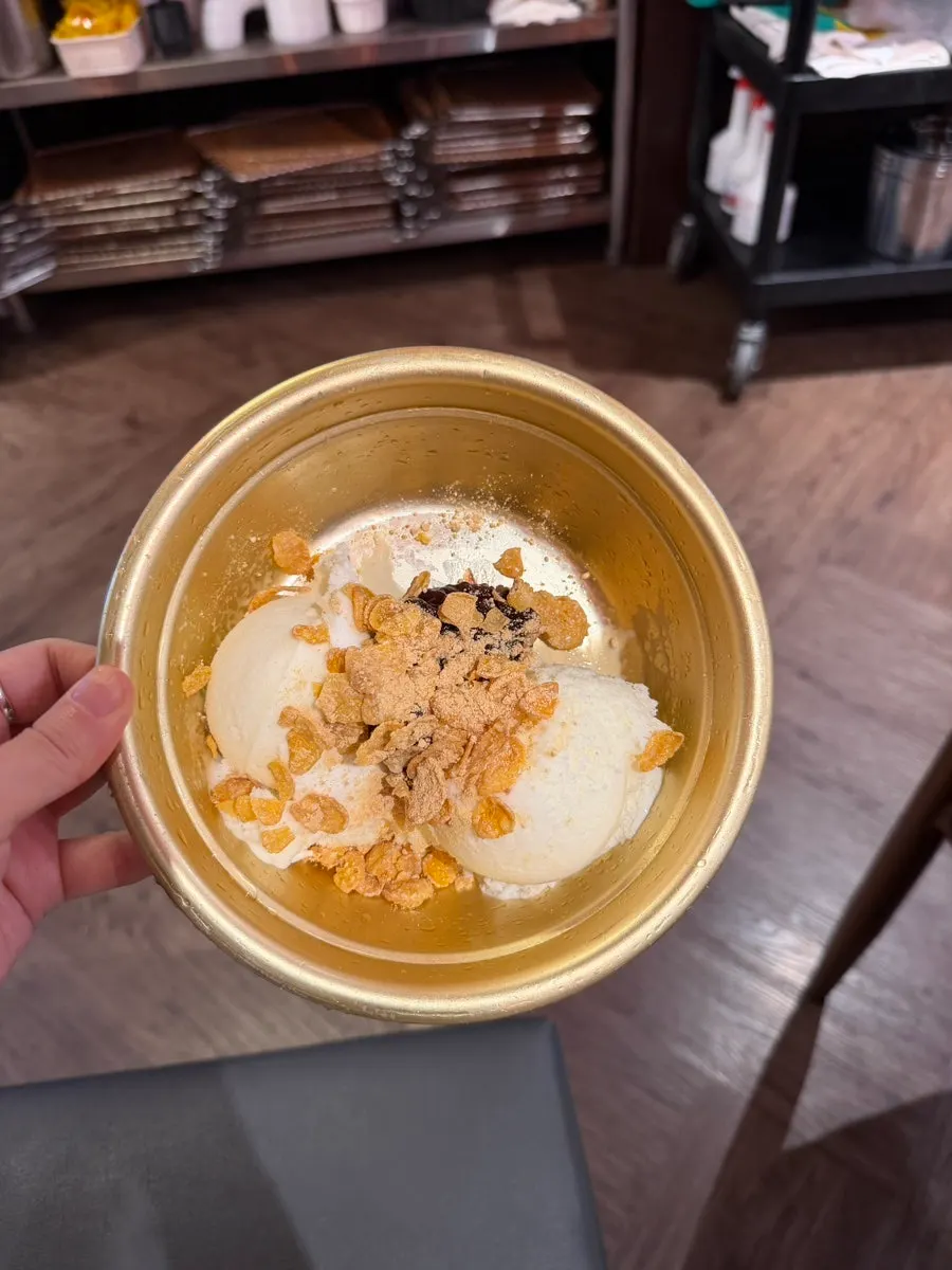 Vanilla ice cream dessert with sweet red beans and cereal
