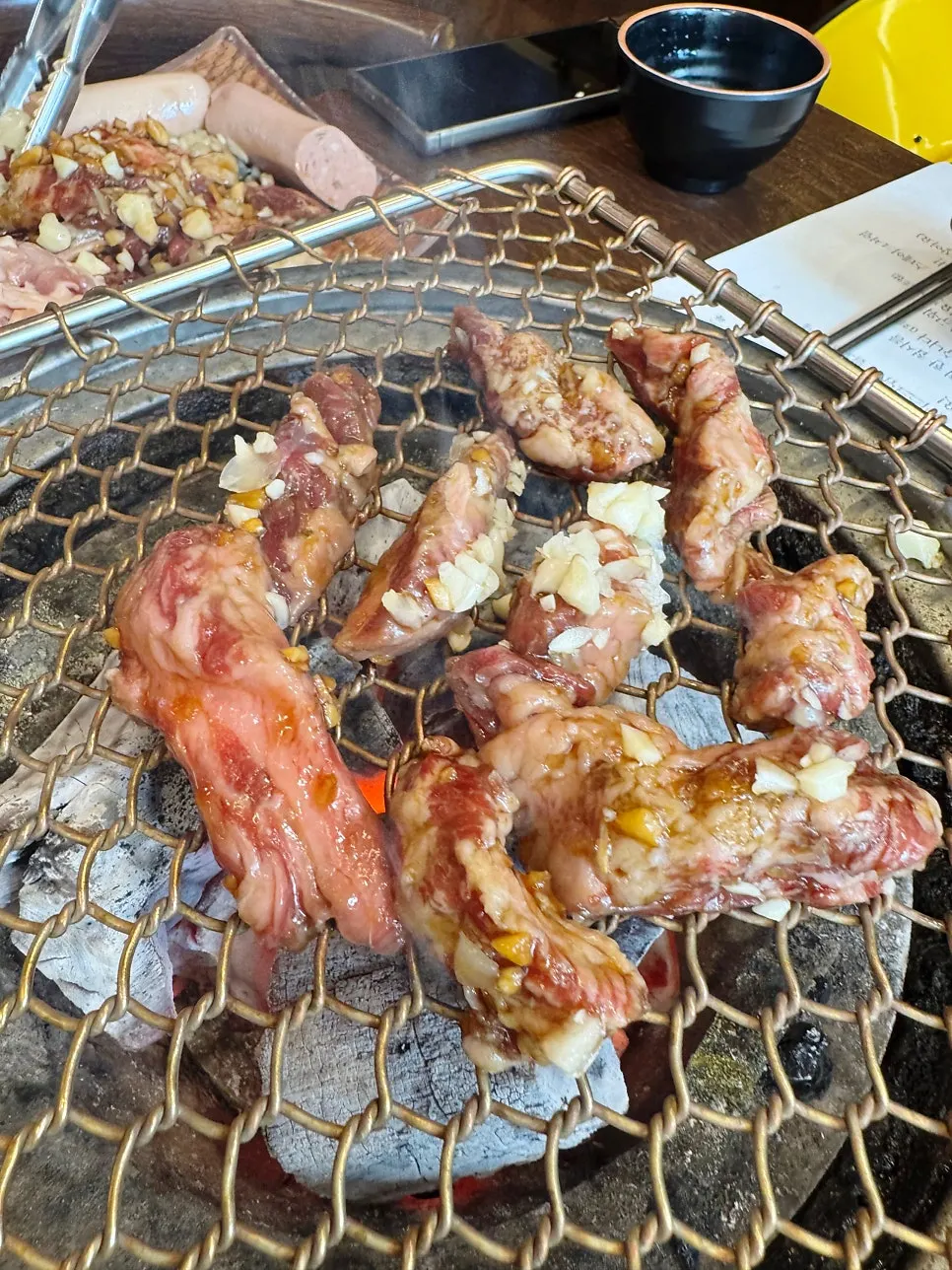 즉석에서 버무려 나온 양념 소갈비