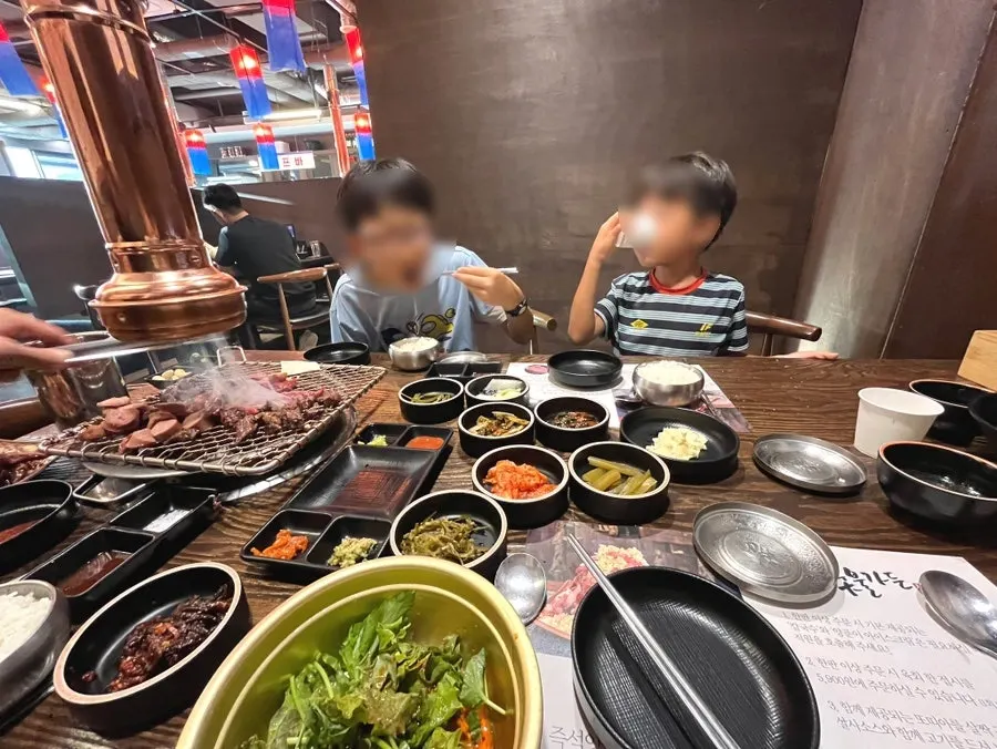 Family dinner finished with a beef rib set