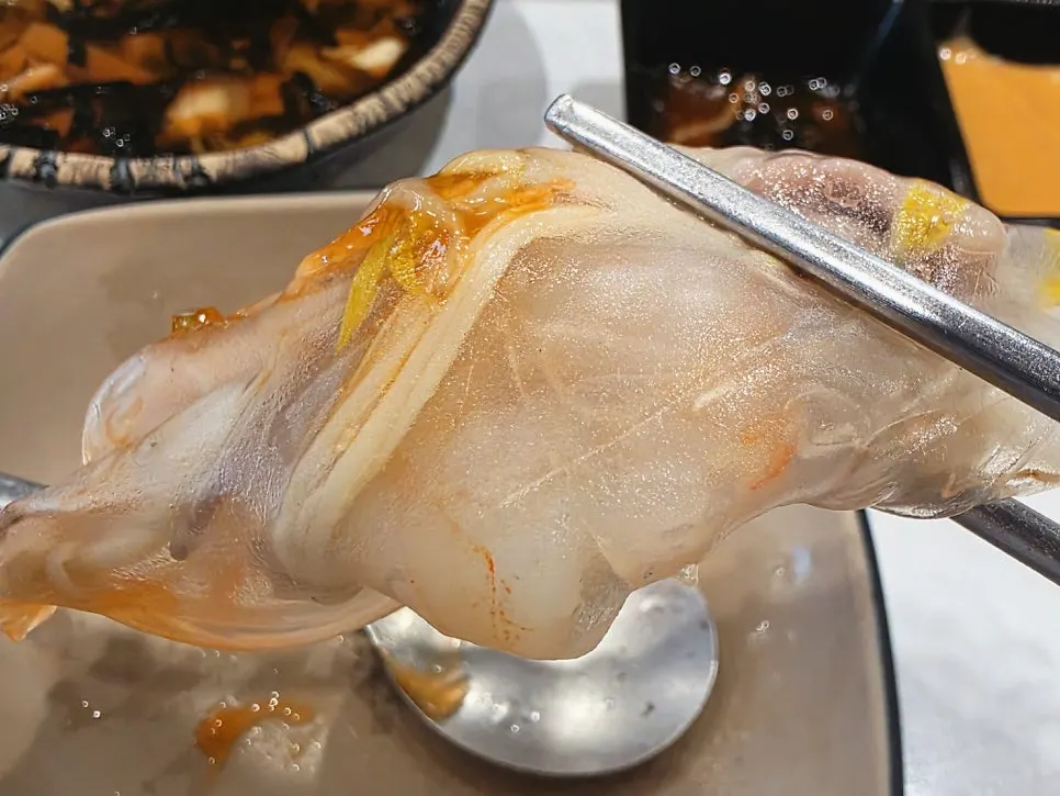 Warmly steamed cypress-steaming ingredients