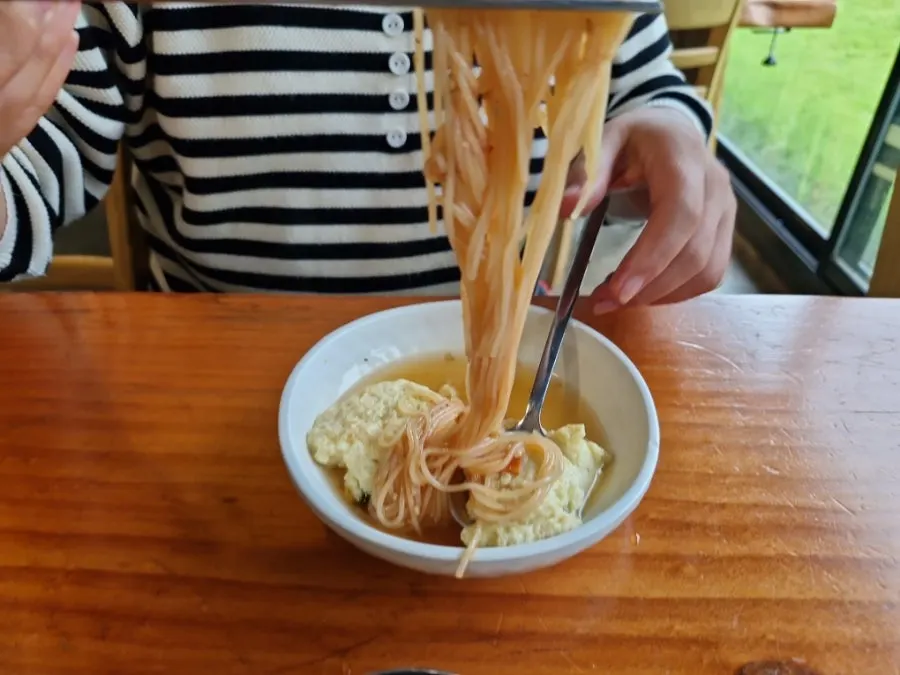 뚝배기에 나온 엄마손 계란찜
