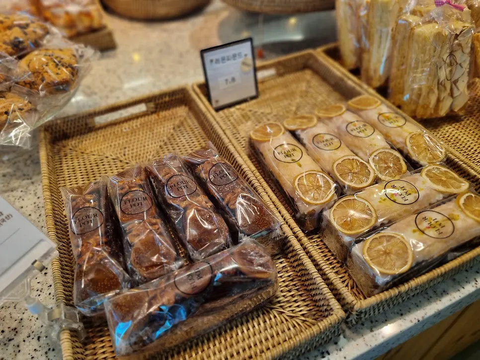 Bread displayed on Flowerpot Cafe's 2nd floor bakery shelf