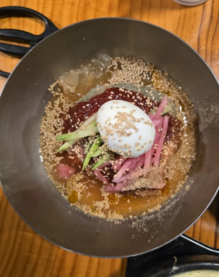 Bibim noodles and bibim naengmyeon ordered to finish the meal