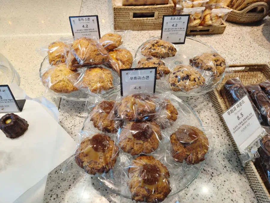 2nd-floor bakery display case at Flowerpot Cafe