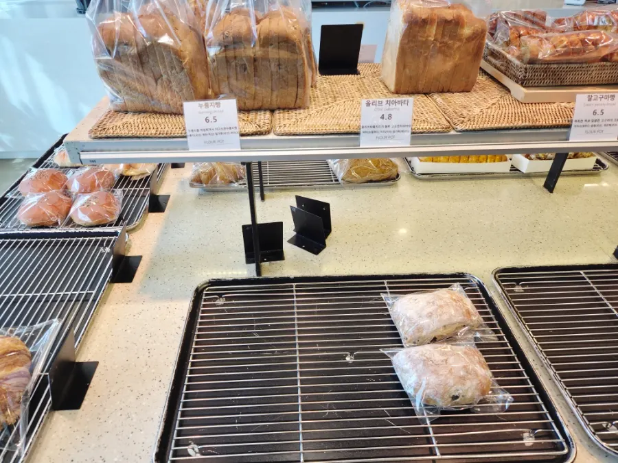 Cream-filled bakery items on display