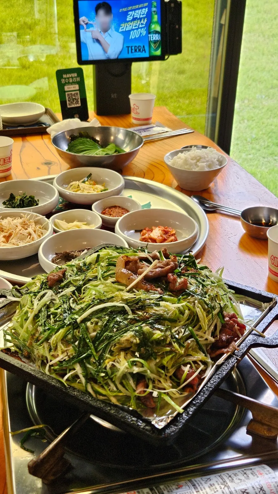 연탄파전불고기의 파전과 불고기 클로즈업