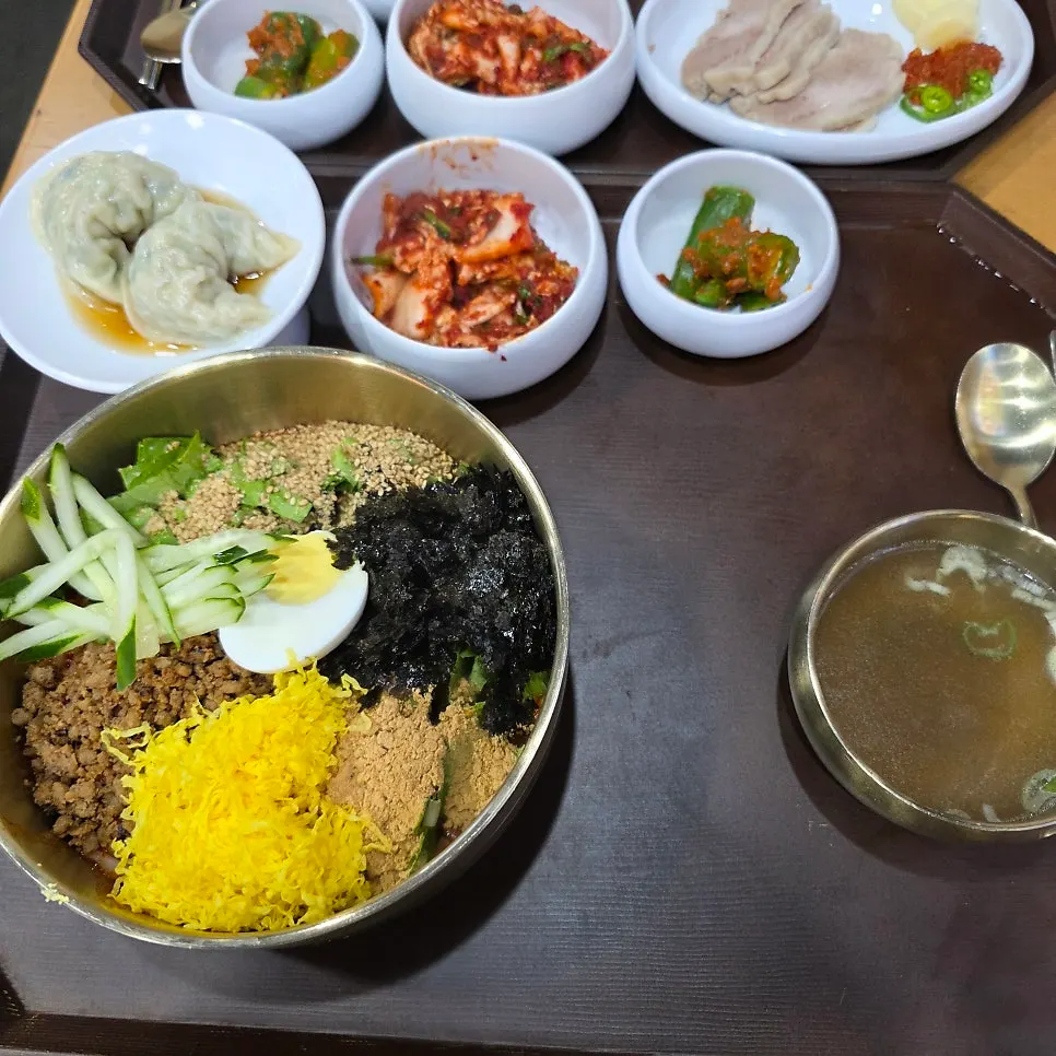 뼈에서 발라낸 야들야들한 살코기