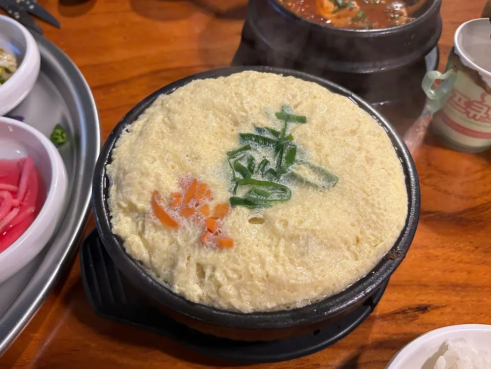 Generous steamed egg side dish