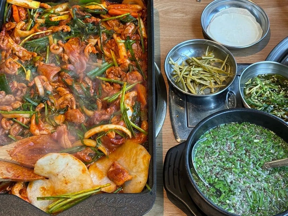 Duck-meat specialty restaurant beside Starfield Bucheon