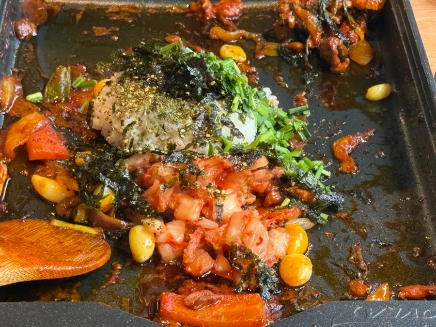 Fried rice after the marinated duck