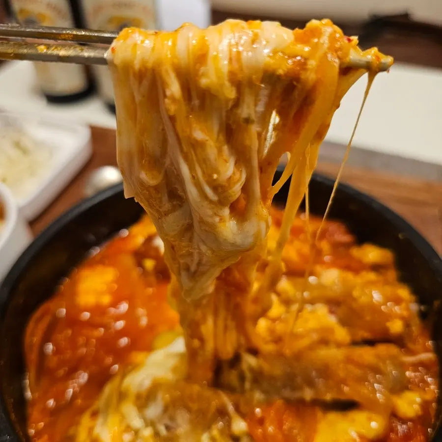 치즈나베와 함께 곁들인 맥주 한 잔