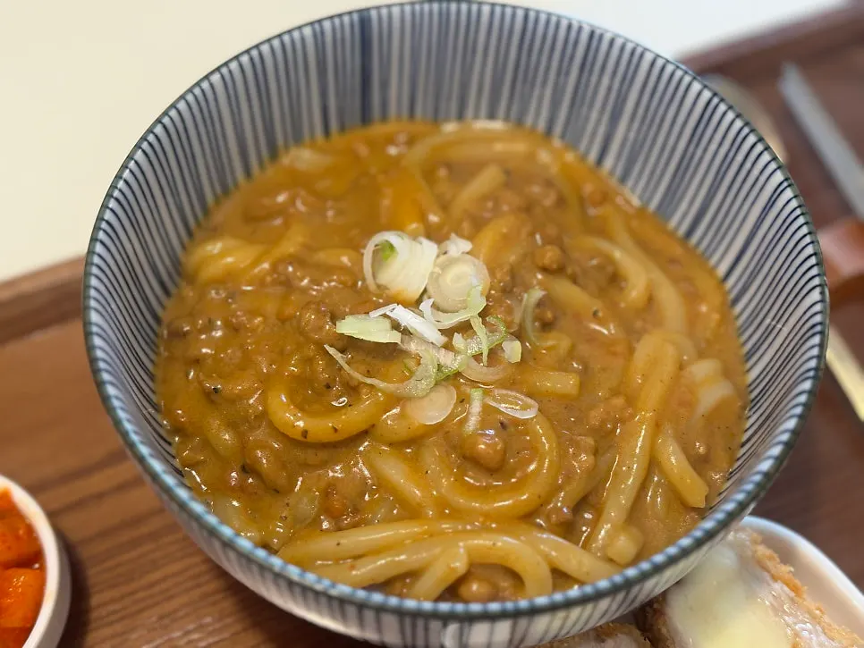 시올돈 토마토카레우동 한 그릇