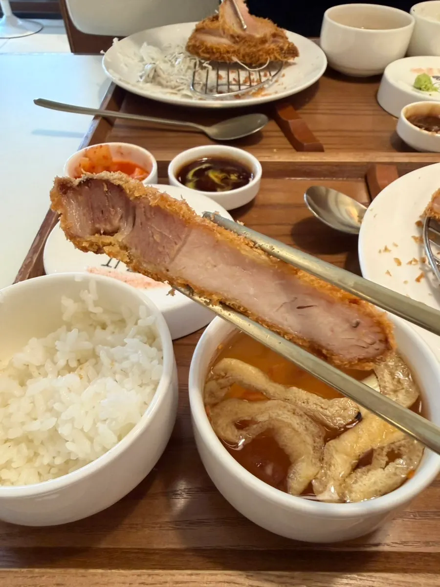 Cross-section of premium sirloin katsu with fat and lean meat mixed