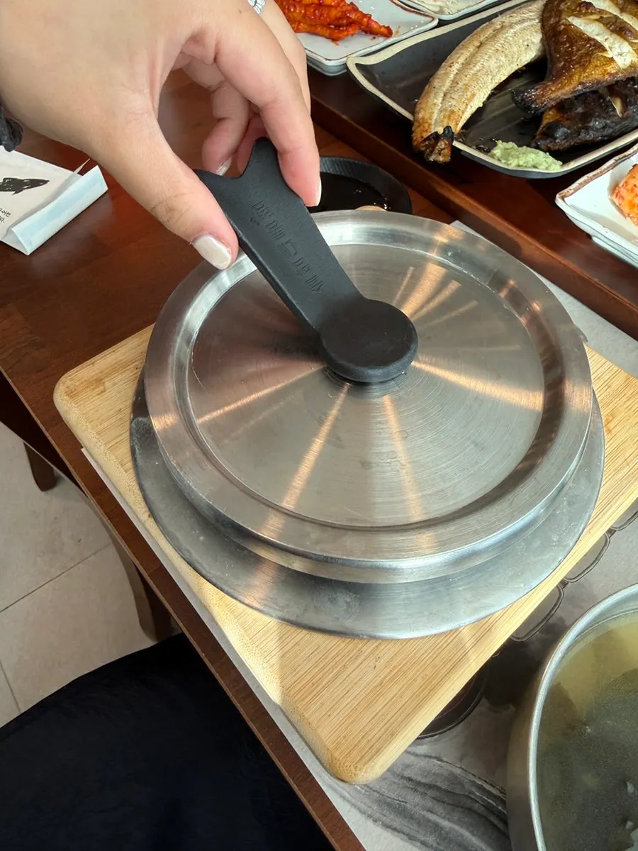 Grilled flounder served in the two-person set