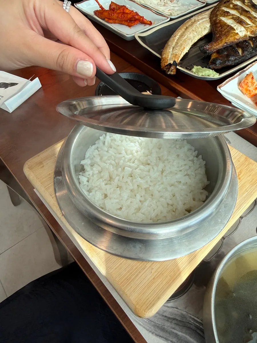 Glossy pot rice