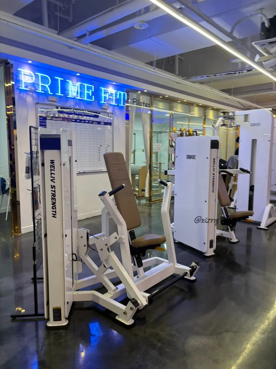 Machine workout area at the Siksa-dong gym