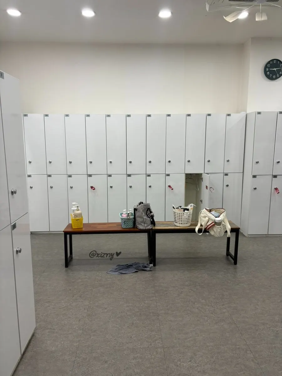 Personal shoe locker area