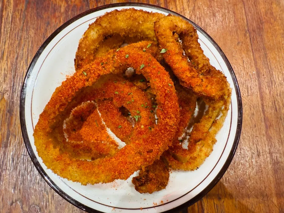 Onion rings and fries sides