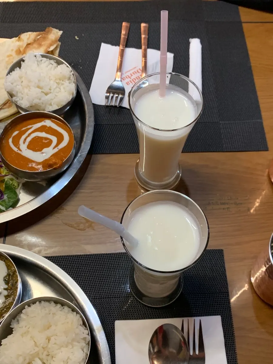 1인 1잔씩 나온 라씨