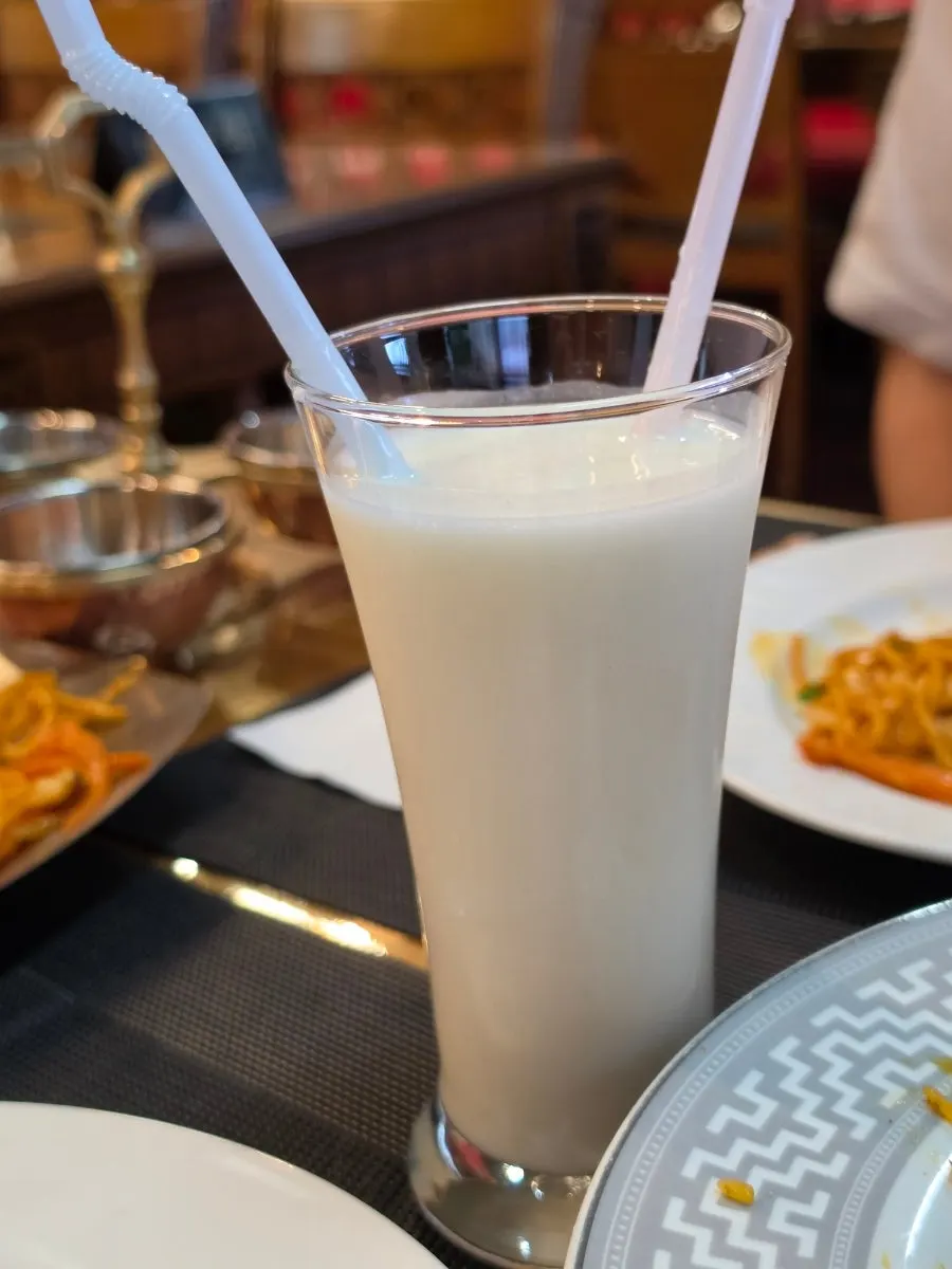 Table setting alongside the fried noodles