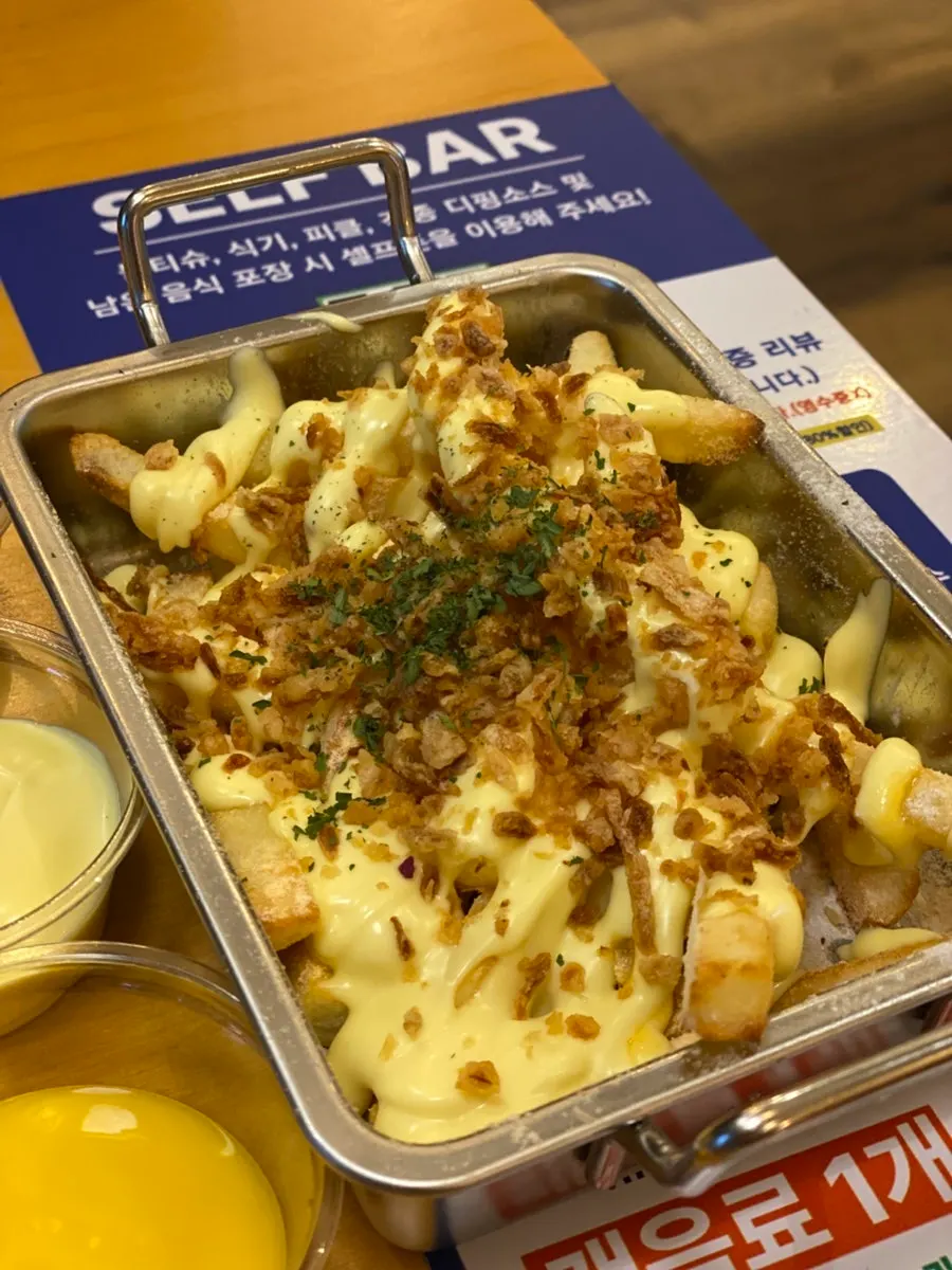 버터 갈릭 포테이토 메뉴