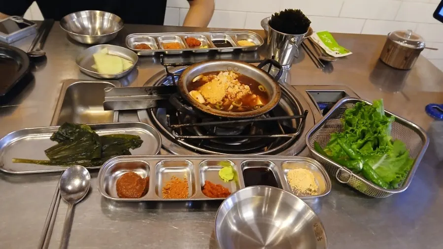 서비스로 나온 고봉 치즈계란찜