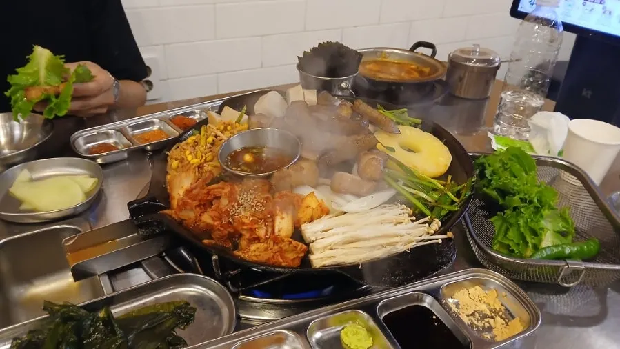 식사 마무리로 주문한 된장술밥