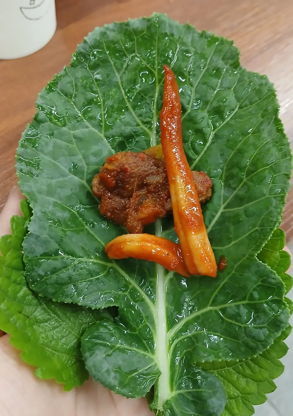 식사 마무리로 먹은 누룽지