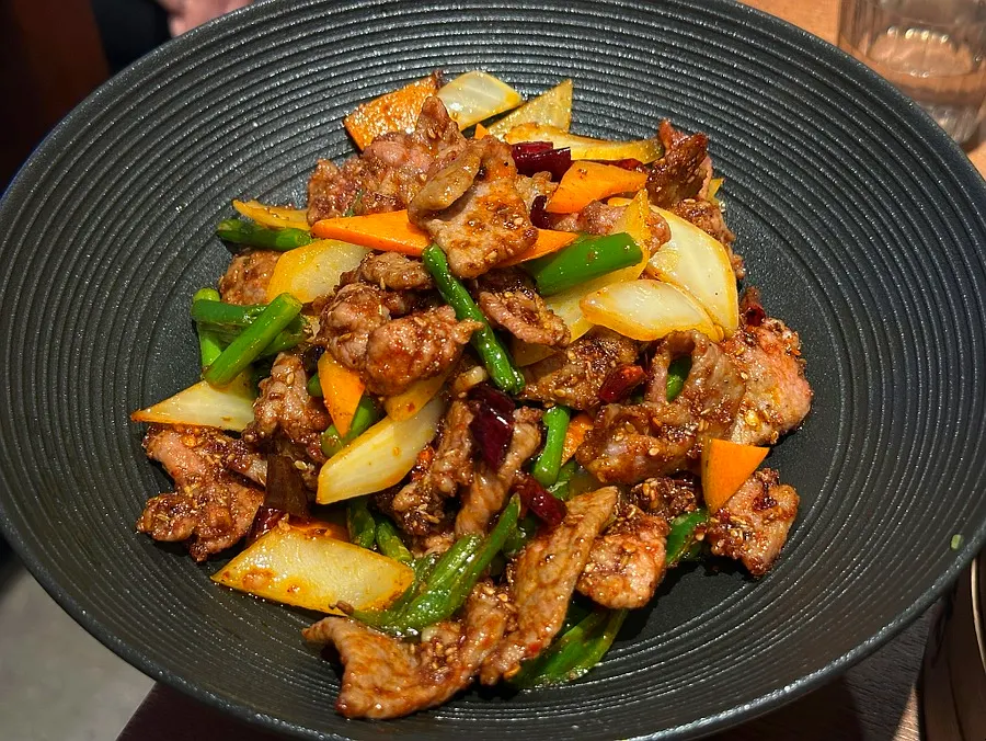 Cheonghwaweon's cumin beef dish