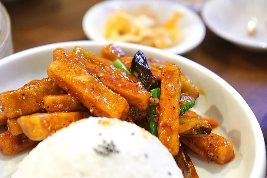 Eggplant stir-fried in yuxiang sauce over rice