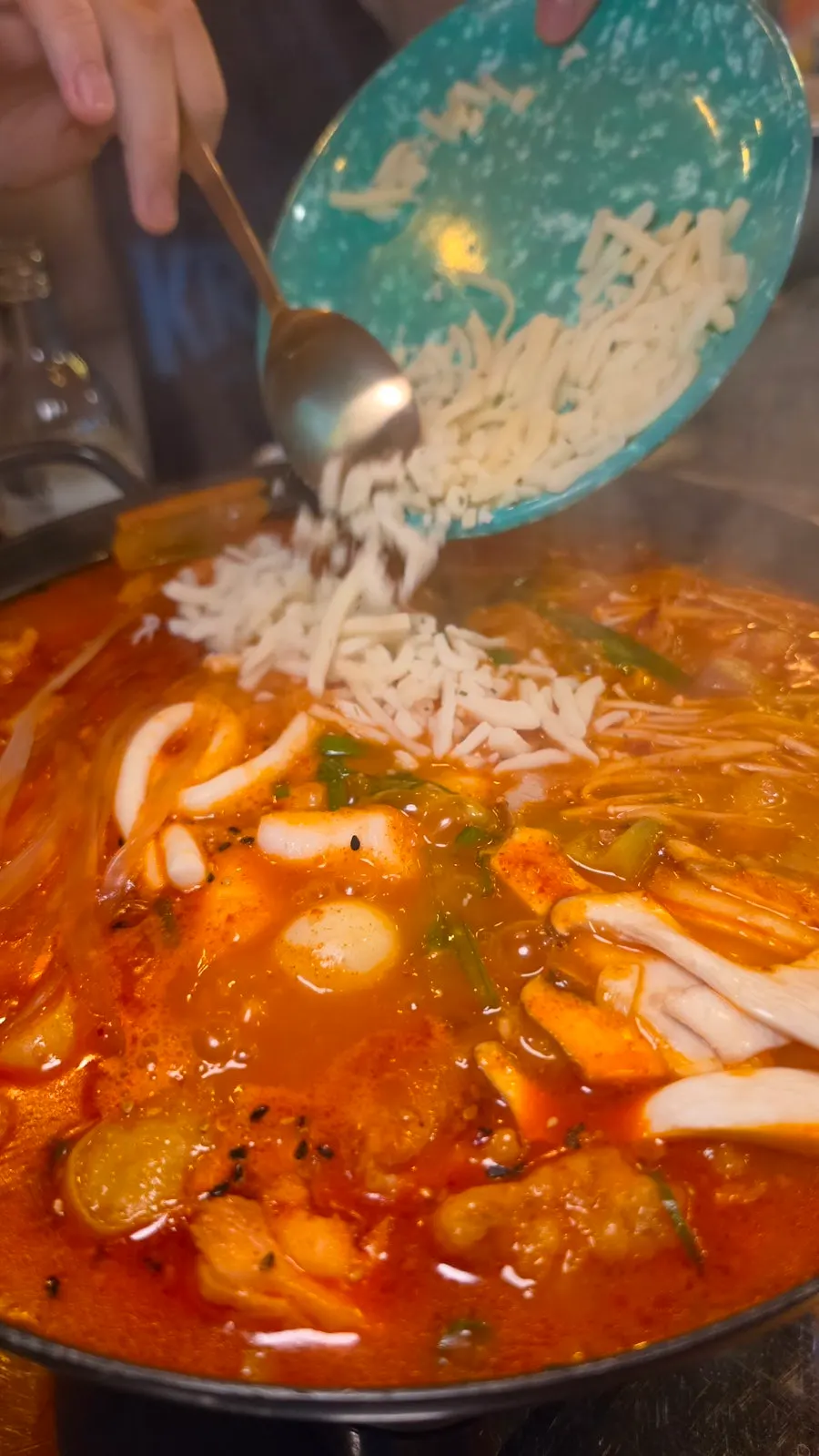 치즈를 추가한 곱도리탕