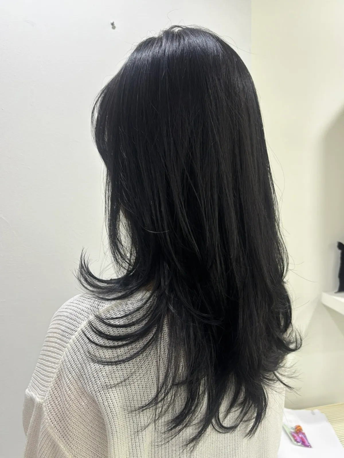 데몬헤어 신촌점 애쉬브라운 염색 후 머리 사진