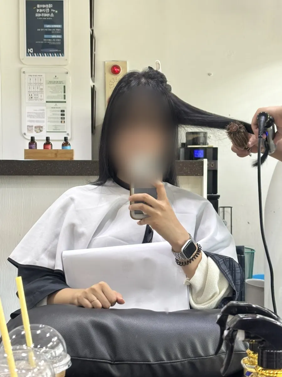 은은한 애쉬 느낌의 브라운 헤어