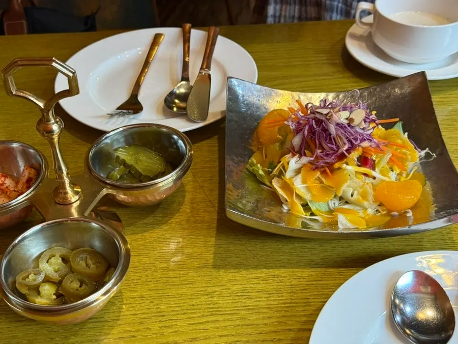 Full spread of the A-set at Meno Kamena Sinchon Branch