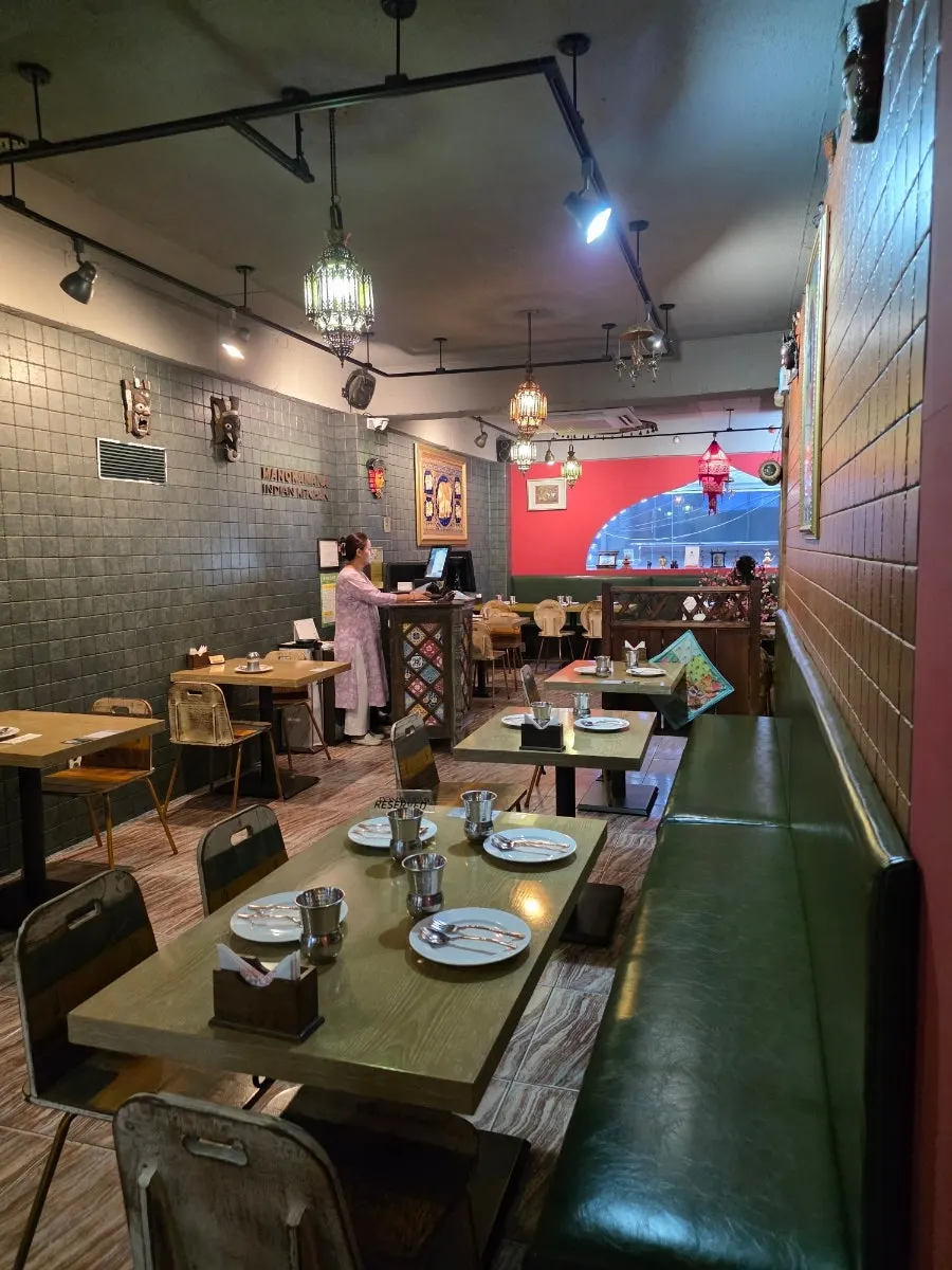 인도·네팔 요리 전문점 머노까머나 신촌점