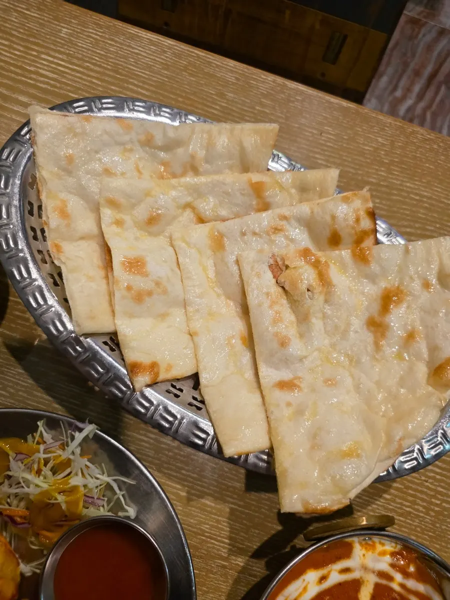 화덕에 구운 버터 난