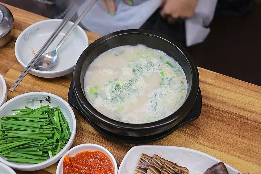 The sundae-guk set with a bowl of rice