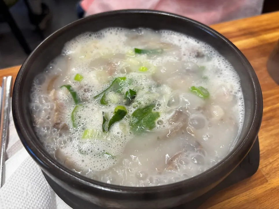 부추와 양파, 고추 반찬