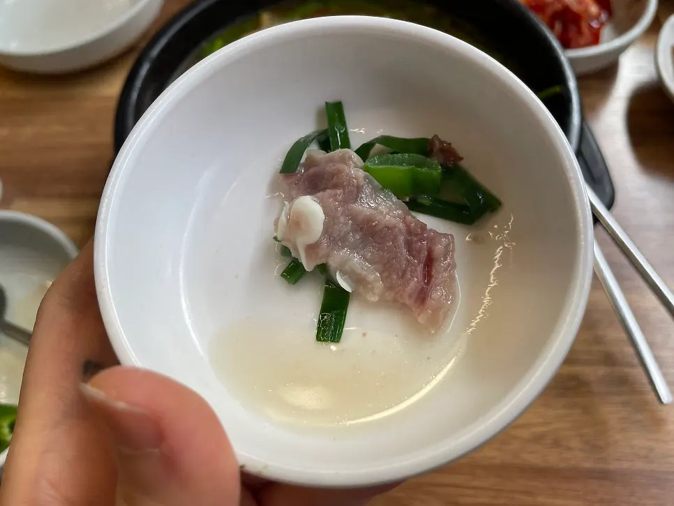 육향이 느껴지는 순대국 육수