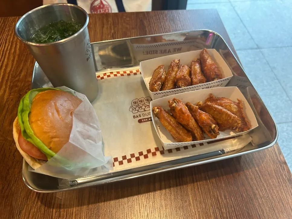 Visit to Bas Burger in Sinchon