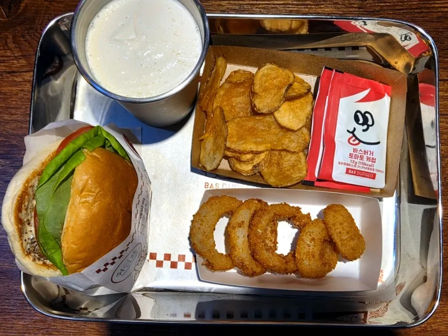 Self-service corner with unlimited potato chips