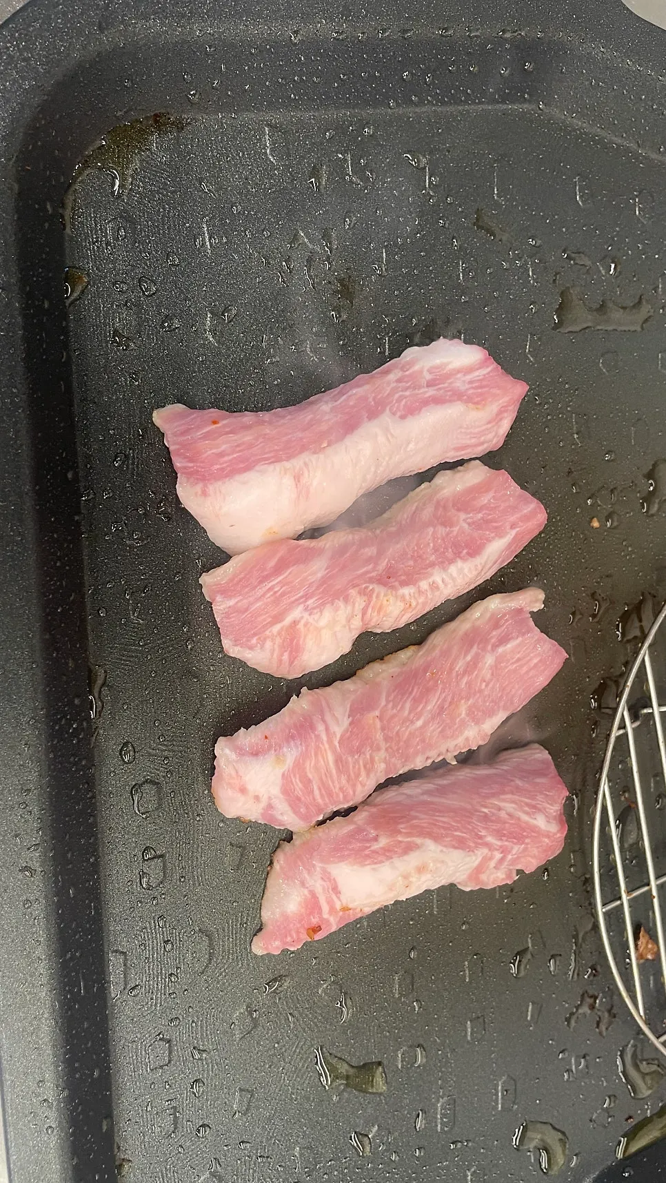 Extra order of jowl meat and gabrisal at Beefjeong