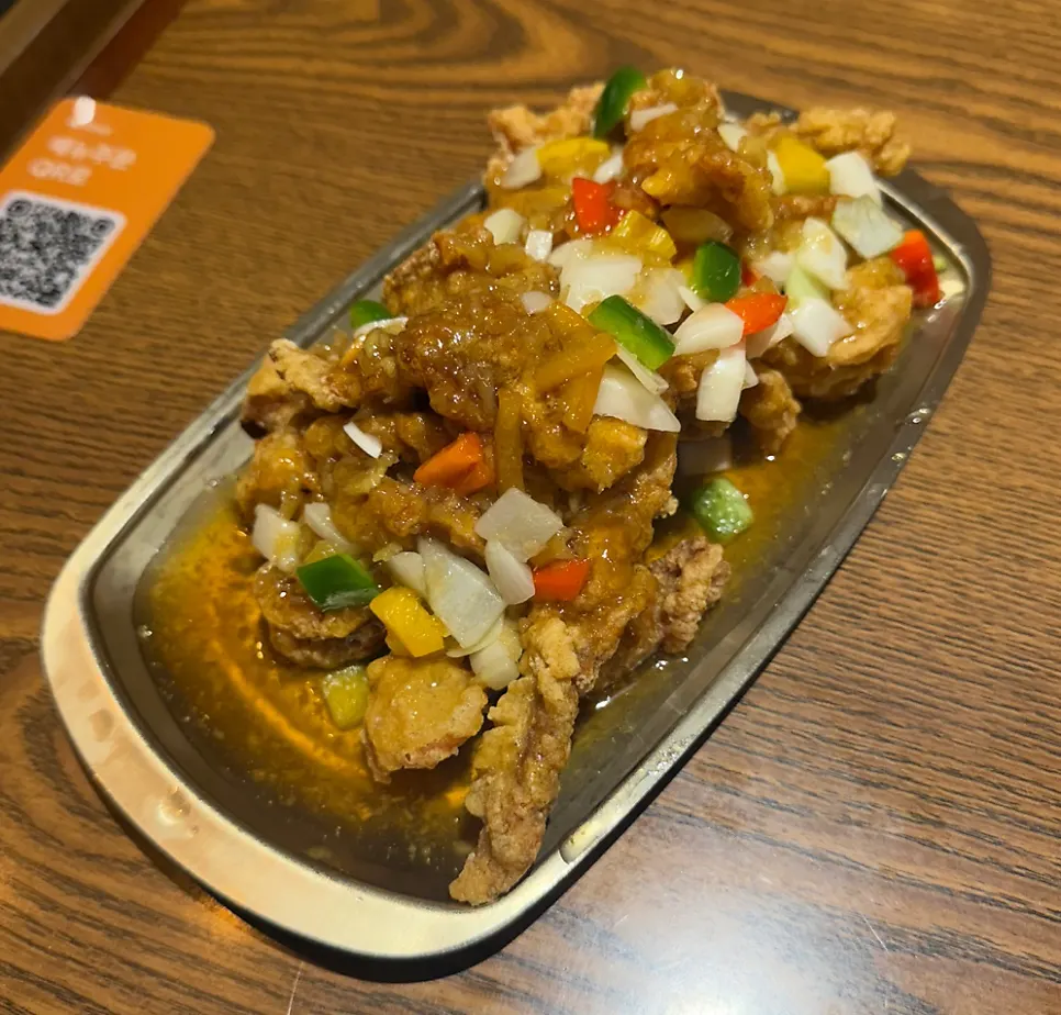 Golden pan-fried chicken breast cartilage patties