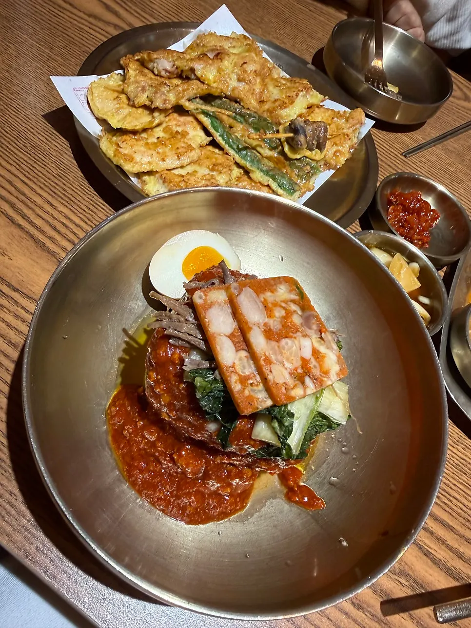 Meat-doenjang makguksu at Gyeryugwan