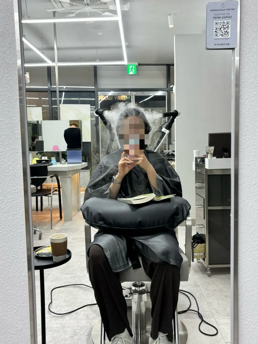 Hair care with oil-and-moisture balance cream applied