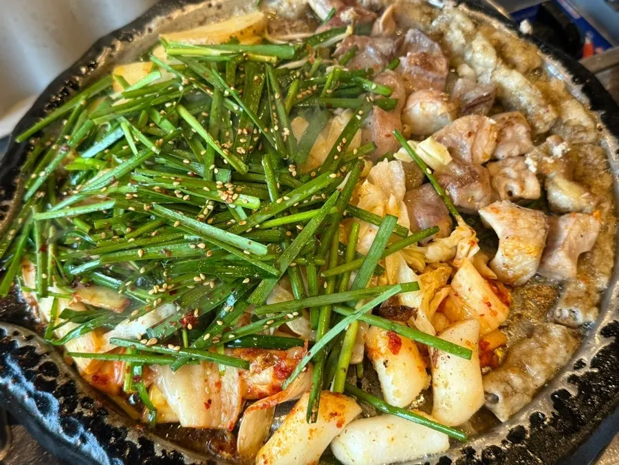 Additional order of grilled gopchang and makchang