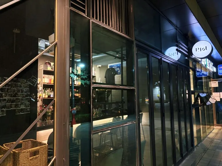 Plot venue information near Sindang Station