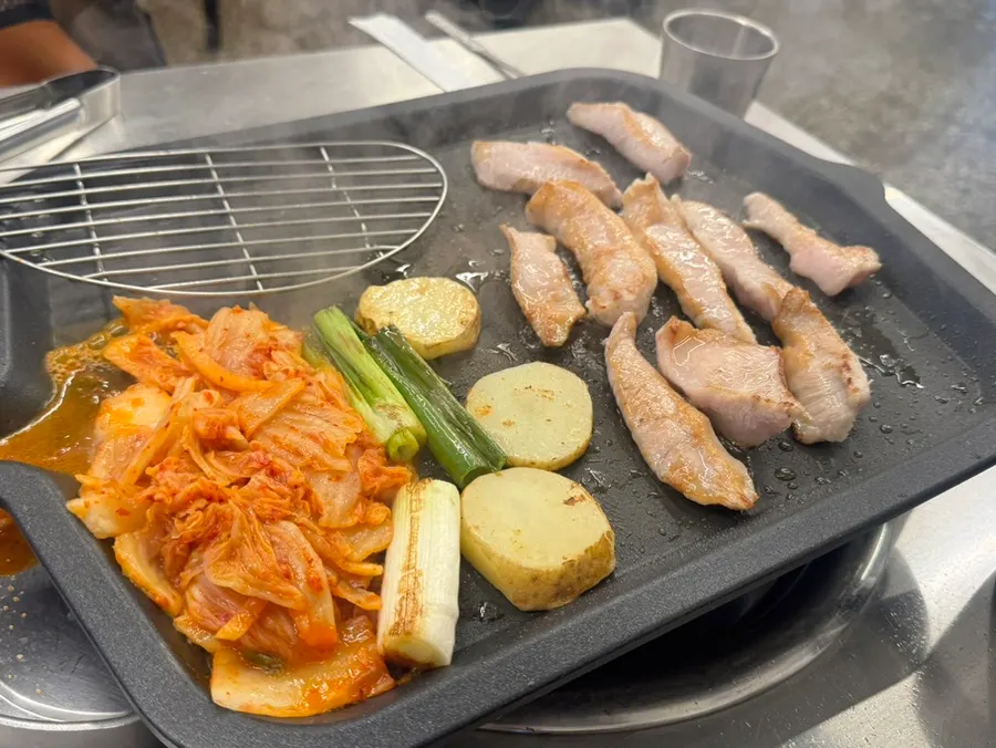 Beefjeong Korean BBQ restaurant in Sindang